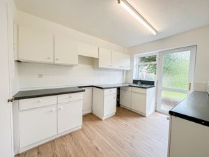 Photo 17- click for photo gallery